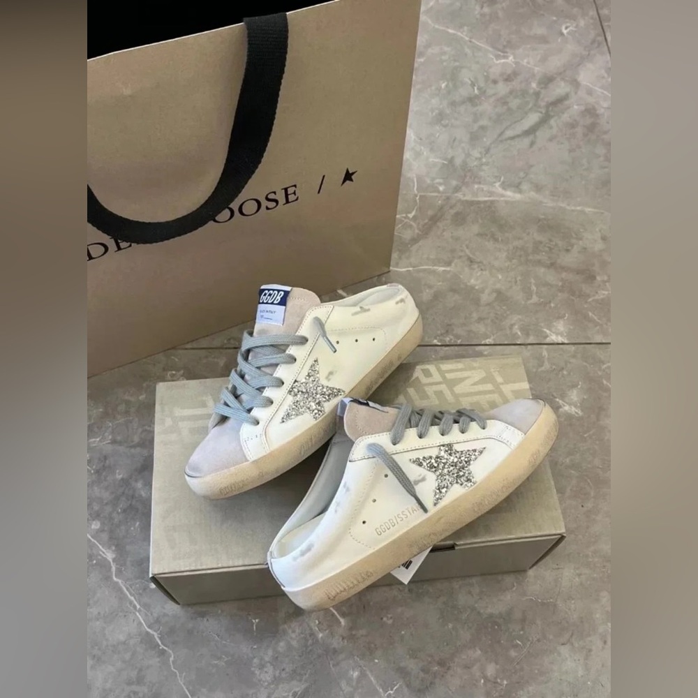 Golden Goose Super-Star sabot Women's Sneakers with Silver Glitter Star - Picture 3 of 8